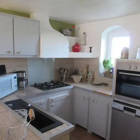 Apartment Du Chevalier De Poltret