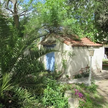 Du Chevalier De Poltret Apartment *