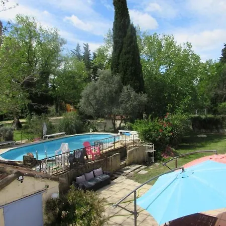 Du Chevalier De Poltret Apartment